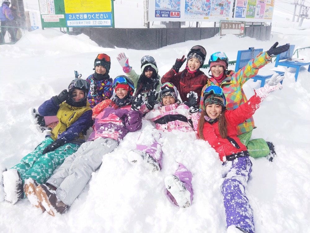 ▌日本滑雪自由行▌苗場王子大飯店x日本滑雪中毒者教練推薦必訪親子滑雪勝地(雪具裝備免煩惱)