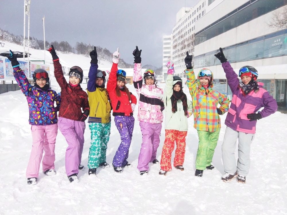 ▌日本滑雪自由行▌苗場王子大飯店x日本滑雪中毒者教練推薦必訪親子滑雪勝地(雪具裝備免煩惱)