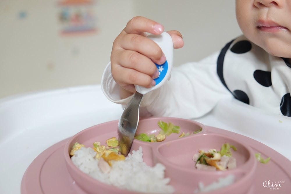 ▌已結團▌寶寶自我進食的第一個餐具【英國Doddl 】人體工學學習餐具(前100名下單送好禮)