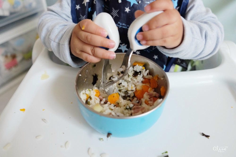 ▌已結團▌寶寶自我進食的第一個餐具【英國Doddl 】人體工學學習餐具(前100名下單送好禮)