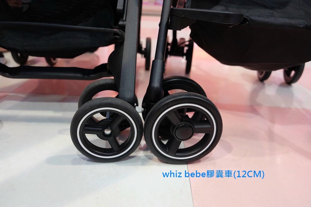 ▌已結團▌CP值超高的【Whiz BeBe 膠囊車】全台最小台手推車(可單手收折的登機車)