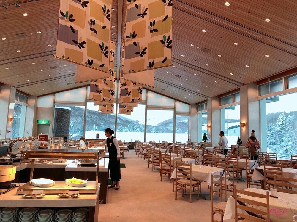 ▎日本滑雪中毒者▎亞洲最大滑雪場【志賀高原燒額山王子大飯店】X地獄谷看雪猴泡溫泉