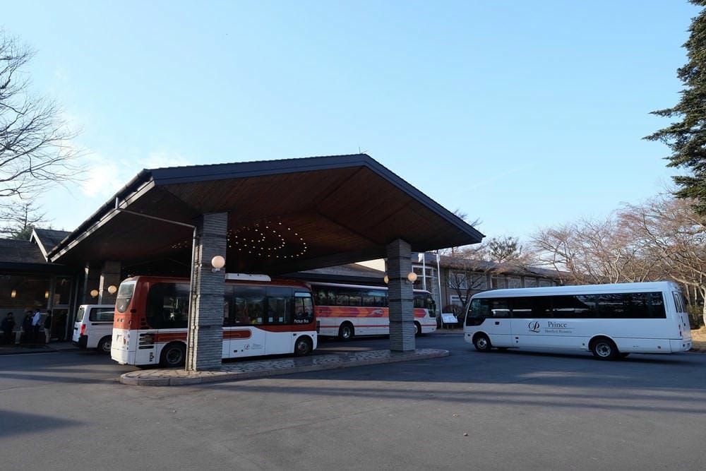 ▌日本滑雪自由行▌輕井澤王子大飯店l西館小木屋住宿心得。親子滑雪+outlet購物行程超適合