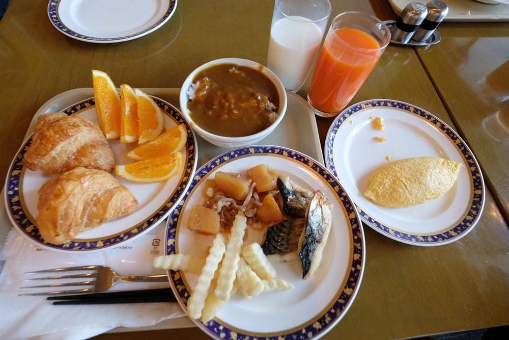 ▌日本滑雪自由行▌輕井澤王子大飯店l西館小木屋住宿心得。親子滑雪+outlet購物行程超適合