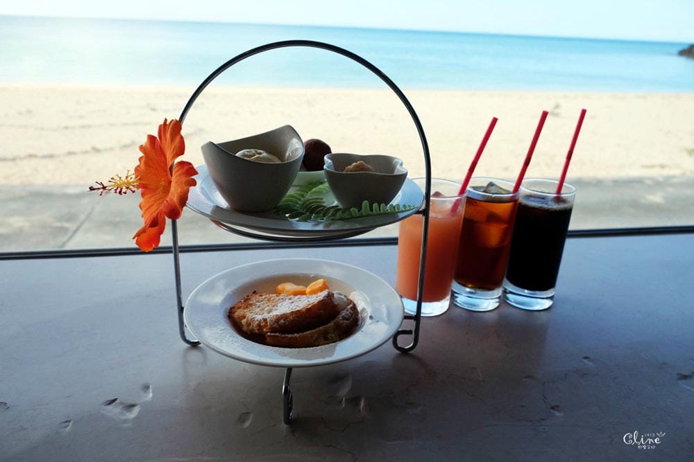 ▌沖繩海景咖啡▌無敵海景【On The Beach Cafe】 陽光沙灘，沒有比基尼