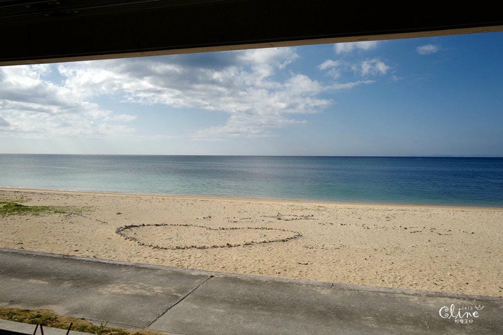▌沖繩海景咖啡▌無敵海景【On The Beach Cafe】 陽光沙灘，沒有比基尼