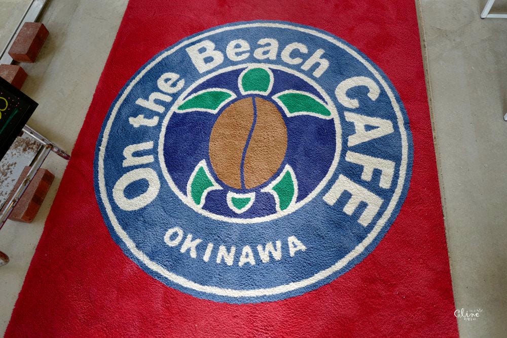 ▌沖繩海景咖啡▌無敵海景【On The Beach Cafe】 陽光沙灘，沒有比基尼