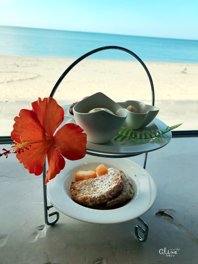 ▌沖繩海景咖啡▌無敵海景【On The Beach Cafe】 陽光沙灘，沒有比基尼