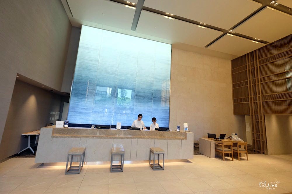 ▌沖繩住宿推薦▌國際通一分鐘【JR九州Blossom那霸酒店】地點超好、2017年新飯店
