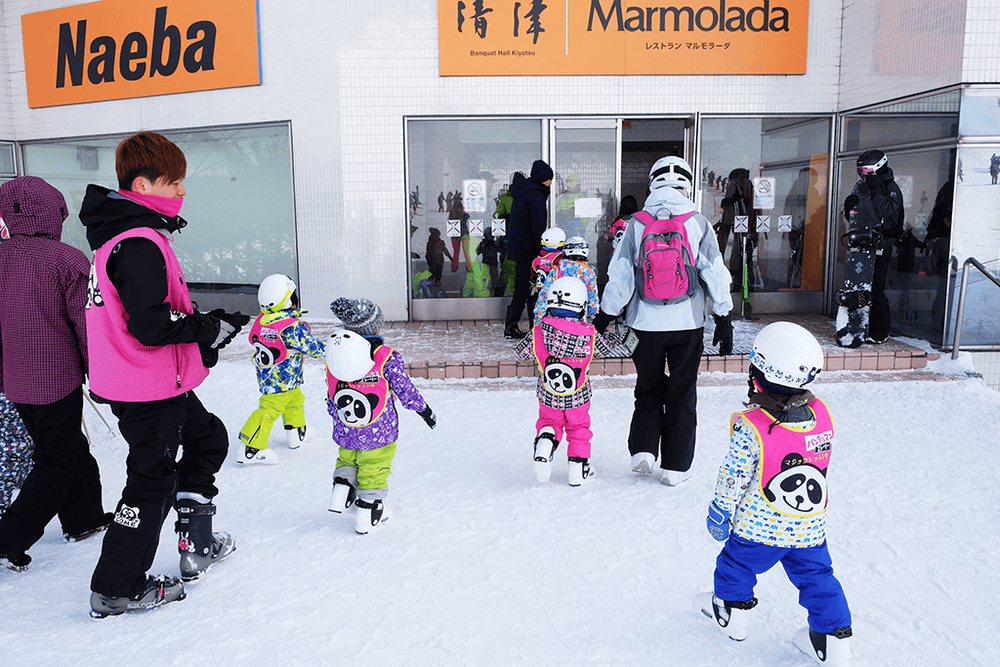 ▌日本滑雪自由行▌苗場王子大飯店x日本滑雪中毒者教練推薦必訪親子滑雪勝地(雪具裝備免煩惱)