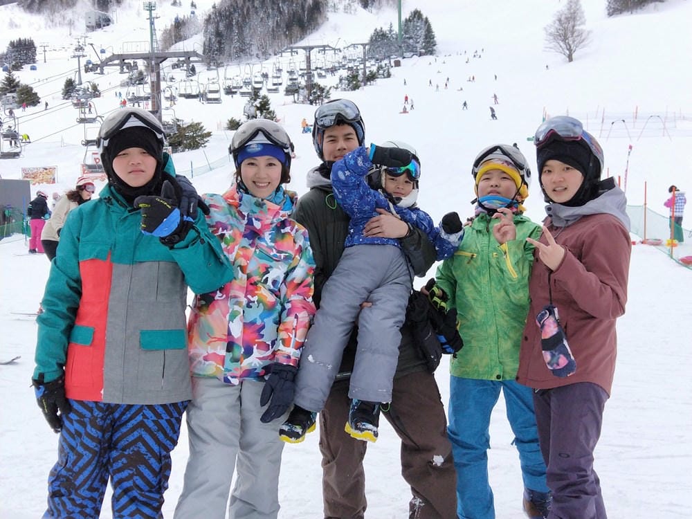 ▌日本滑雪自由行▌苗場王子大飯店x日本滑雪中毒者教練推薦必訪親子滑雪勝地(雪具裝備免煩惱)