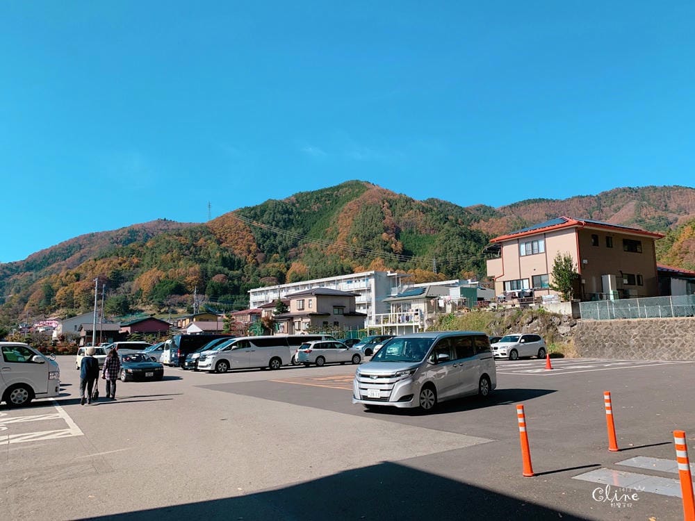 ▌河口湖景點▌2018新倉富士淺間神社。春櫻秋楓必來的景點之一 - 第4張圖 ▌河口湖景點▌2018新倉富士淺間神社。春櫻秋楓必來的景點之一