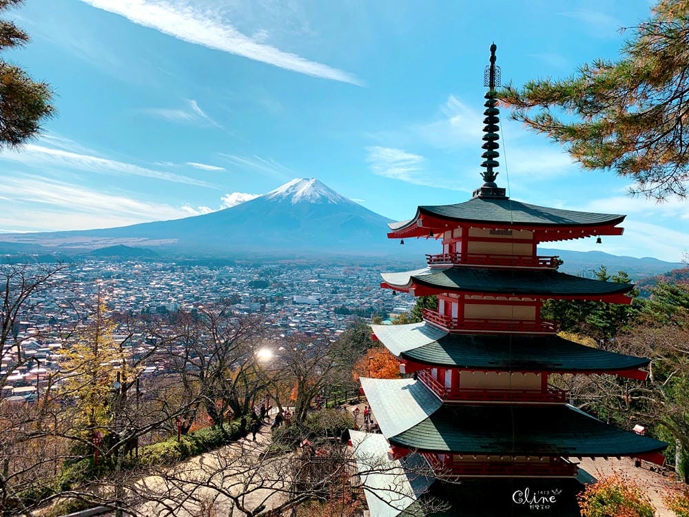 ▌河口湖景點▌2018新倉富士淺間神社。春櫻秋楓必來的景點之一 - 第2張圖 ▌河口湖景點▌2018新倉富士淺間神社。春櫻秋楓必來的景點之一