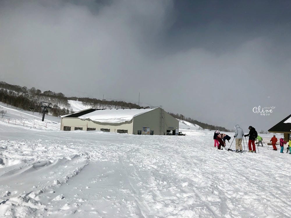 ▌2018日本滑雪  ▌陽光男孩苗場王子滑雪場，搭龍纜看田代湖