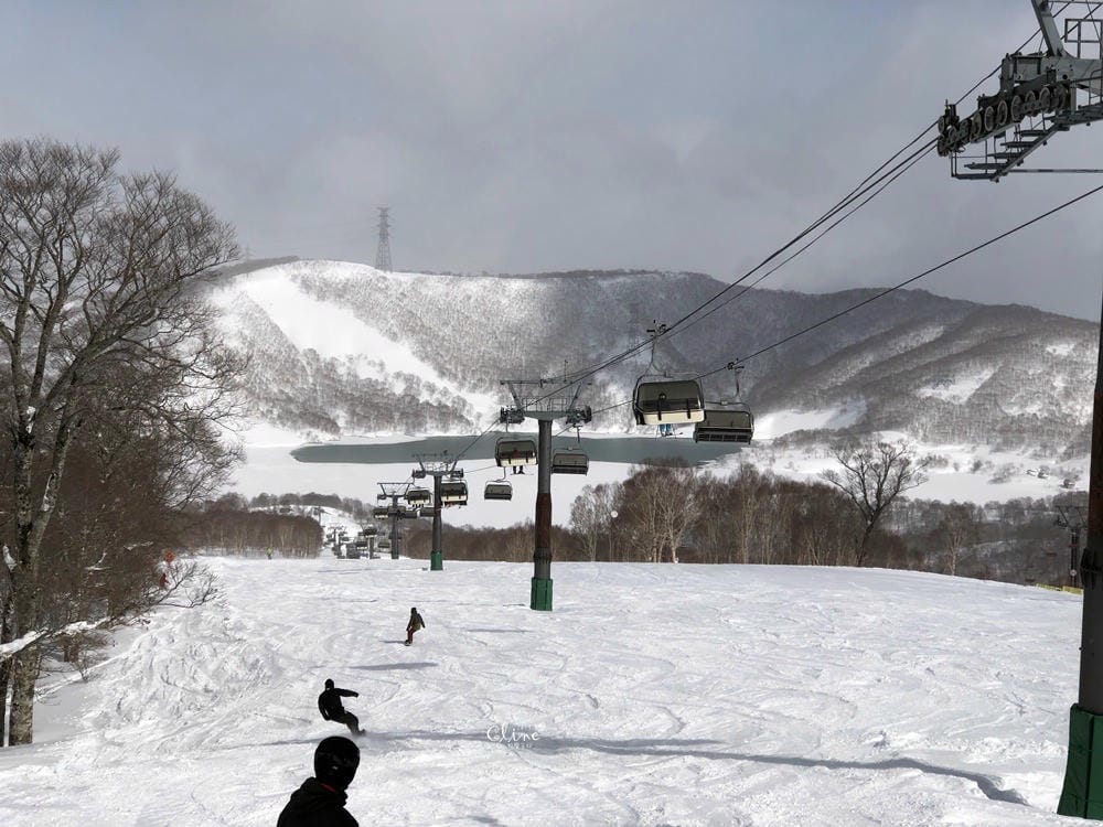 ▌2018日本滑雪  ▌陽光男孩苗場王子滑雪場，搭龍纜看田代湖
