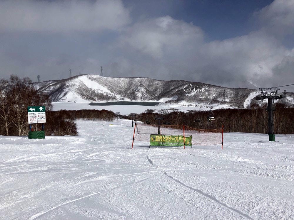 ▌2018日本滑雪  ▌陽光男孩苗場王子滑雪場，搭龍纜看田代湖