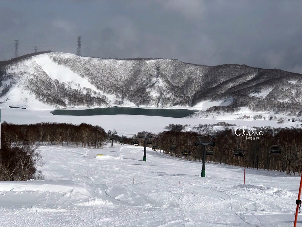 ▌2018日本滑雪  ▌陽光男孩苗場王子滑雪場，搭龍纜看田代湖