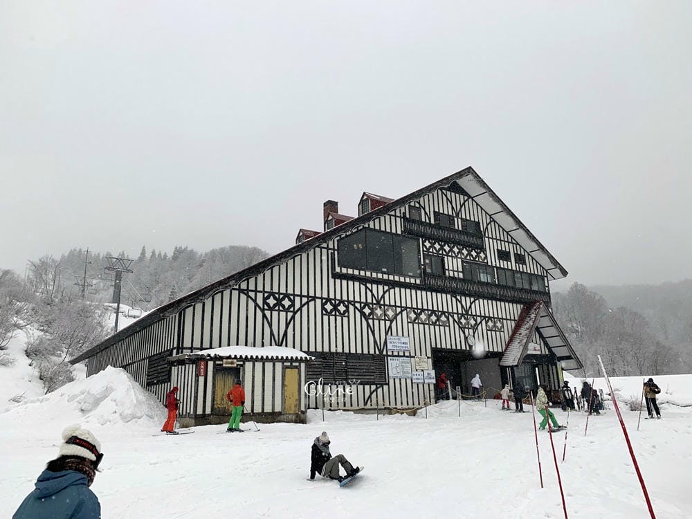 ▌日本滑雪  ▌陽光男孩上越國際滑雪場，滑雪中毒心得