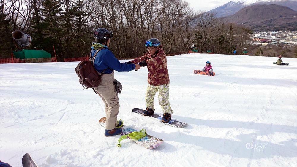 ▌日本滑雪  ▌輕井澤王子官方 中文王子滑雪學校，專業中文教練指導  ​ 安全快速的輕鬆上手。