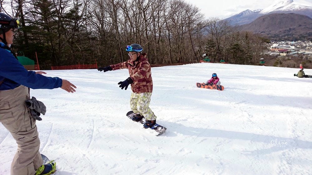 ▌日本滑雪  ▌輕井澤王子官方 中文王子滑雪學校，專業中文教練指導  ​ 安全快速的輕鬆上手。
