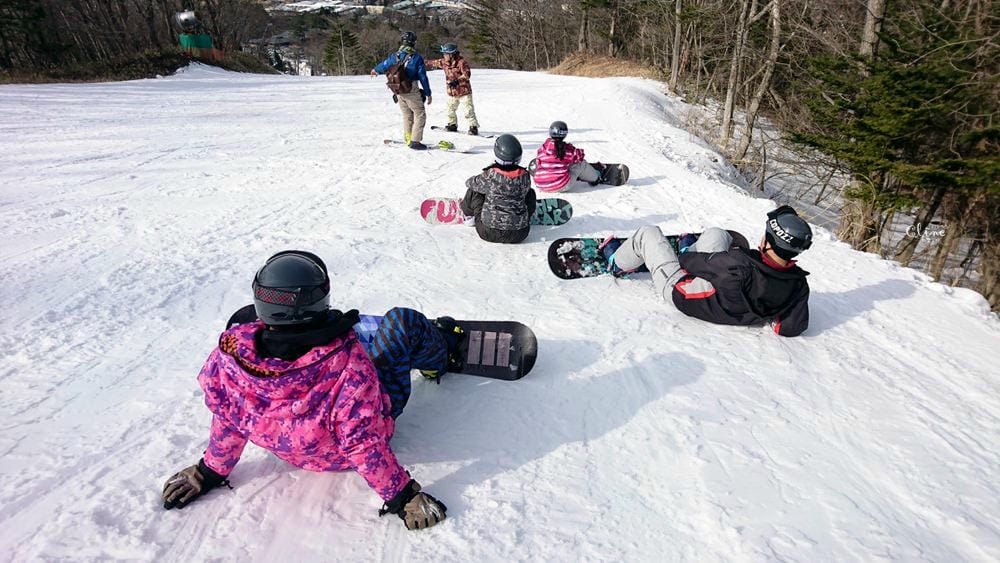 ▌日本滑雪  ▌輕井澤王子官方 中文王子滑雪學校，專業中文教練指導  ​ 安全快速的輕鬆上手。