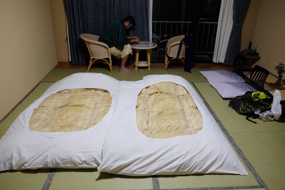 ▎河口湖住宿▎河口湖秀峰閣湖月。房間內就可欣賞到完整富士山美景