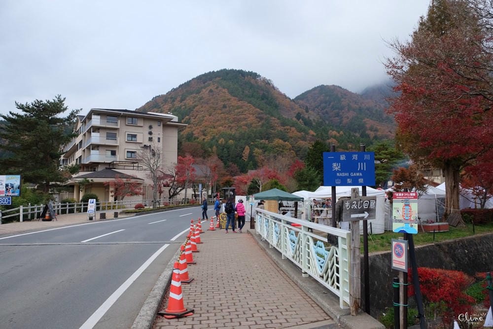 ▎河口湖住宿▎河口湖秀峰閣湖月。房間內就可欣賞到完整富士山美景