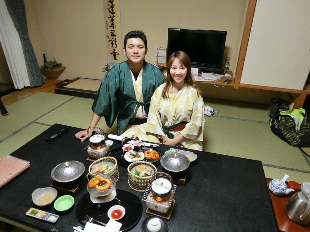 ▎河口湖住宿▎河口湖秀峰閣湖月。房間內就可欣賞到完整富士山美景