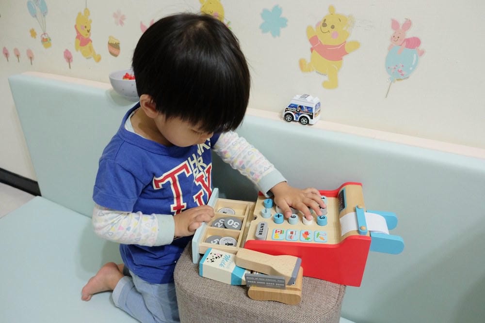 ▌團購▌北歐風質感玩具【荷蘭New Classic Toys木製廚房玩具組】配件豐富又可愛!