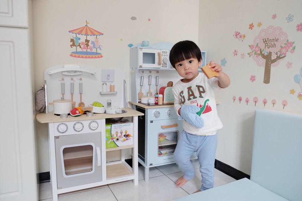 ▌團購▌北歐風質感玩具【荷蘭New Classic Toys木製廚房玩具組】配件豐富又可愛!