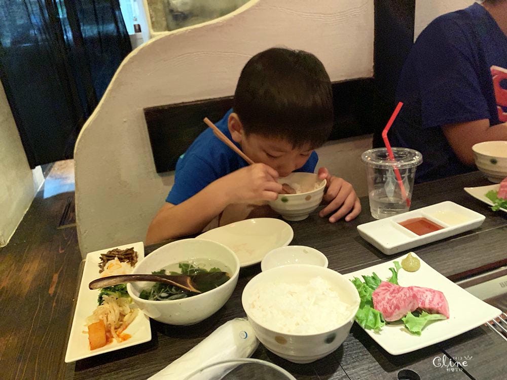 ▌沖繩美食▌焼肉 琉球の牛。超值的商業午餐CP值高，荷包瘦了也開心