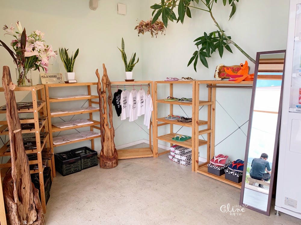 ▌ 沖繩景點美食推薦▌2019沖繩員工旅遊第二天。古宇利島，愛心石、蝦蝦飯、花人縫跟美國村美食