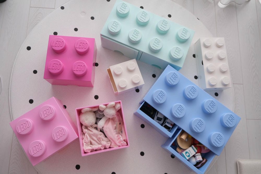 ▎兒童禮物團▎新款澳洲 BunnyTickles小沙發。樂高 LEGO收納盒。英國Little Brian兒童水彩棒。麵包超人童書