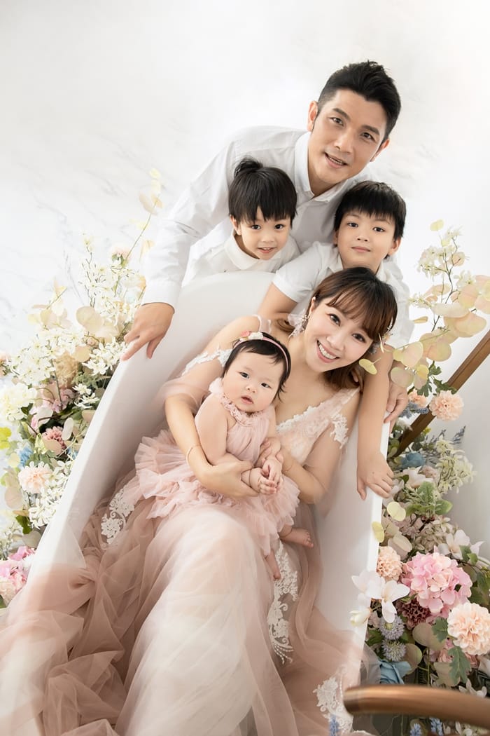 小珍珠夢幻收涎寫真。親愛的莉絲新生兒攝影Katie Cloris Photography