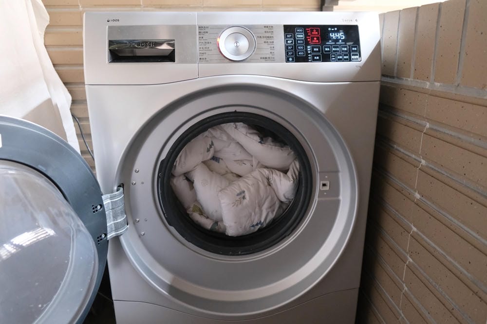 【德國Bosch i-Dos智慧滾筒洗衣機】精準計算洗劑、14種專業洗程。寶寶衣、羽絨衣、羊毛衣一機搞定!
