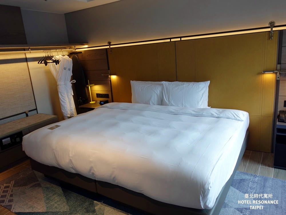 ▌台北住宿推薦 ▌台北時代寓所Hotel Resonance Taipei 。2020全新開幕超時尚旅店，房客可獨享星巴克早餐時段