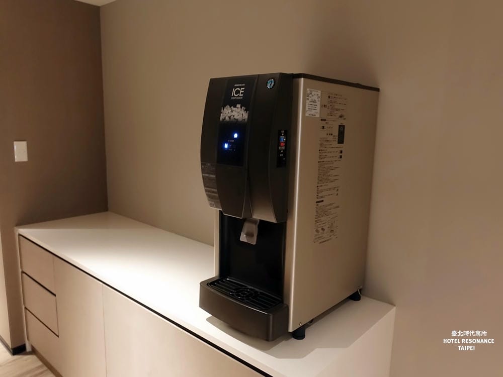 ▌台北住宿推薦 ▌台北時代寓所Hotel Resonance Taipei 。2020全新開幕超時尚旅店，房客可獨享星巴克早餐時段