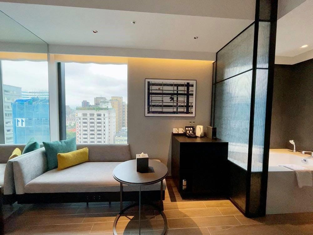 ▌台北住宿推薦 ▌台北時代寓所Hotel Resonance Taipei 。2020全新開幕超時尚旅店，房客可獨享星巴克早餐時段