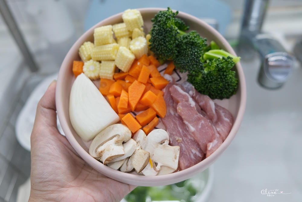 ▌團購▌第一次做副食品就上手【chicco多功能食物調理機】切割、加熱、蒸煮、攪碎一機搞定