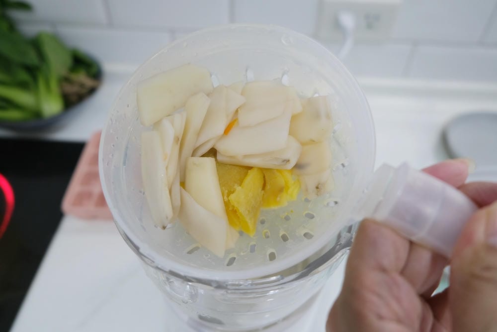 ▌團購▌第一次做副食品就上手【chicco多功能食物調理機】切割、加熱、蒸煮、攪碎一機搞定