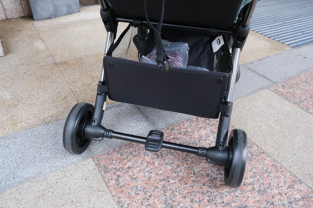 ▎下殺六折加贈品▎可登機! 新生兒可使用! Chicco Cheerio魔術瞬收手推車/&韓國優秀品牌大獎！【BROWN】嬰幼兒濕紙巾團