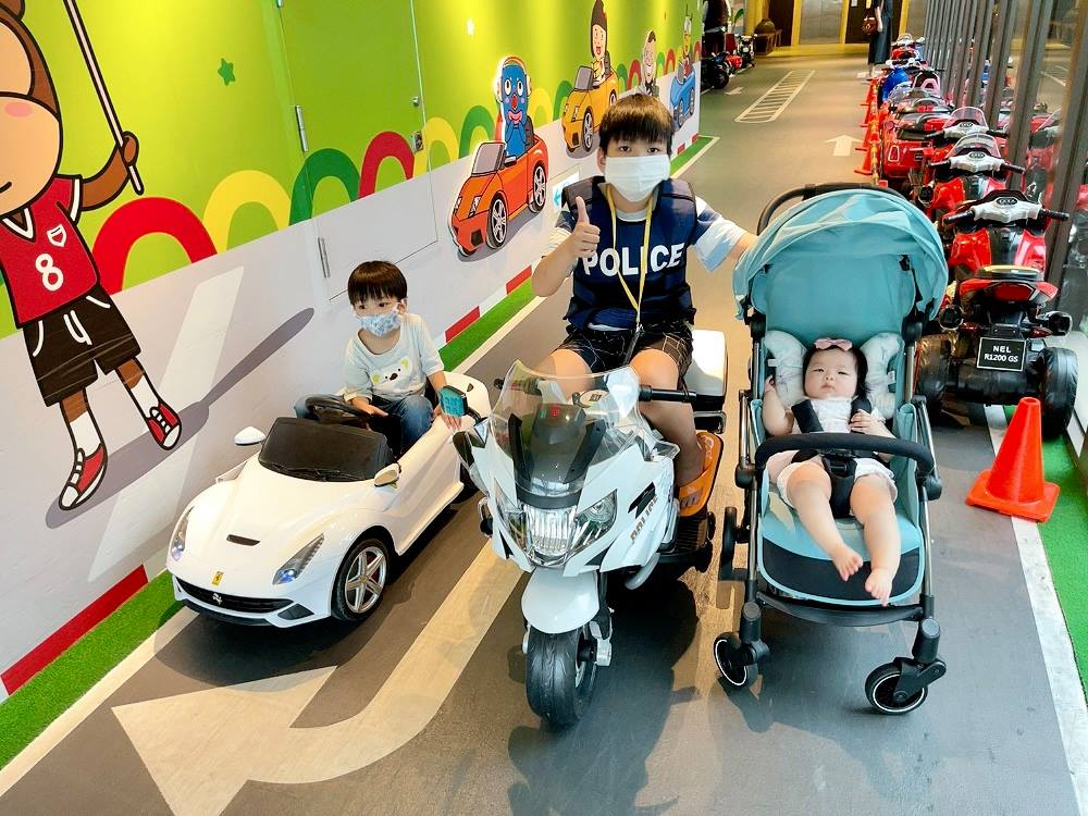 ▎下殺六折加贈品▎可登機! 新生兒可使用! Chicco Cheerio魔術瞬收手推車/&韓國優秀品牌大獎！【BROWN】嬰幼兒濕紙巾團