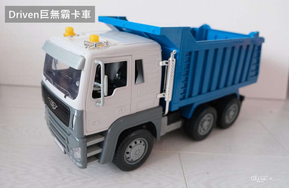 ▎限量團購▎讓男孩們瘋狂的美國B.toys 副牌Wonder Wheels玩具車。Driven系列工程車。Radio Flyer 系列車款