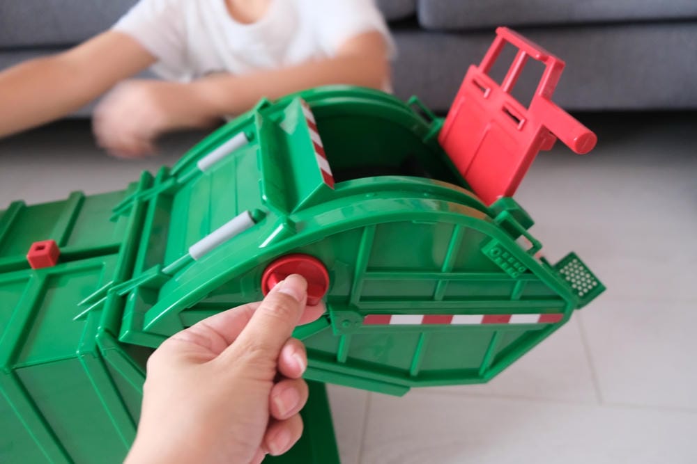 ▎限量團購▎讓男孩們瘋狂的美國B.toys 副牌Wonder Wheels玩具車。Driven系列工程車。Radio Flyer 系列車款