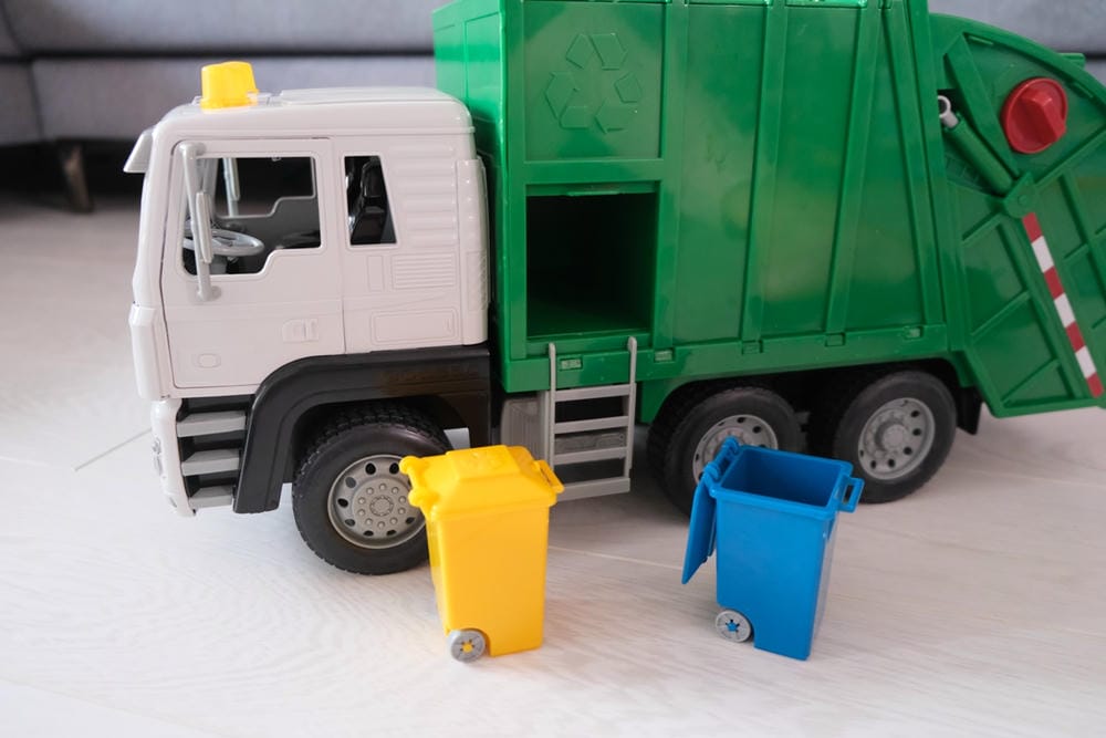 ▎限量團購▎讓男孩們瘋狂的美國B.toys 副牌Wonder Wheels玩具車。Driven系列工程車。Radio Flyer 系列車款