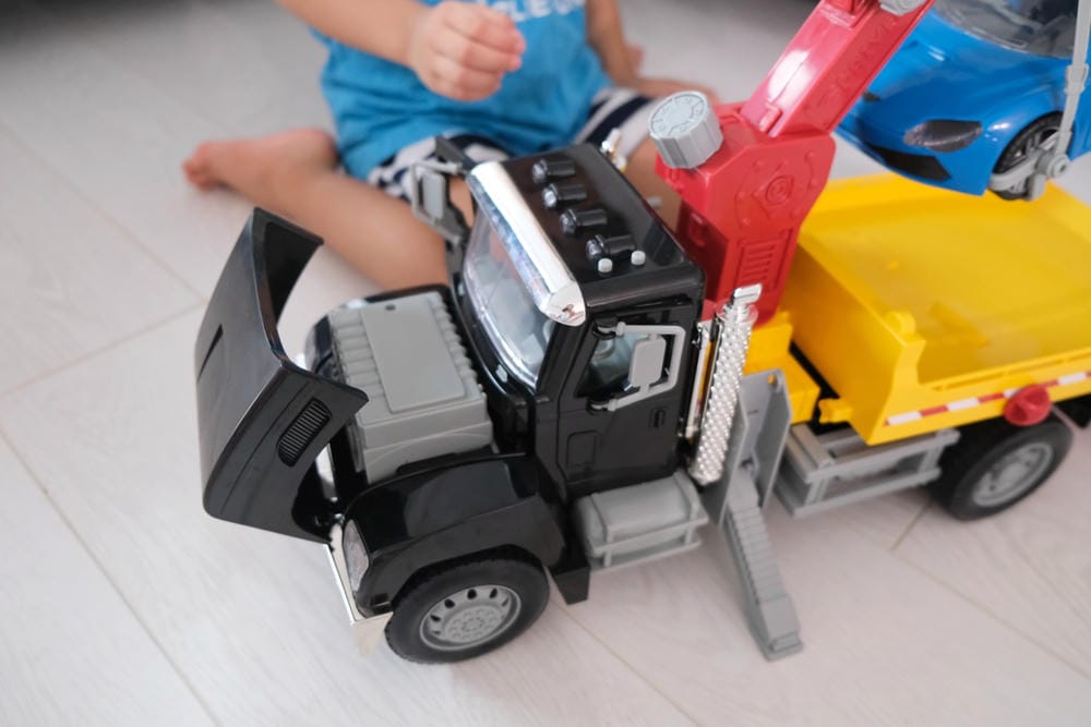 ▎限量團購▎讓男孩們瘋狂的美國B.toys 副牌Wonder Wheels玩具車。Driven系列工程車。Radio Flyer 系列車款
