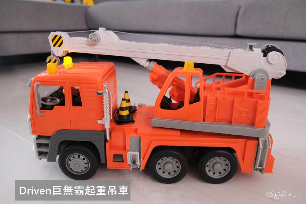 ▎限量團購▎讓男孩們瘋狂的美國B.toys 副牌Wonder Wheels玩具車。Driven系列工程車。Radio Flyer 系列車款