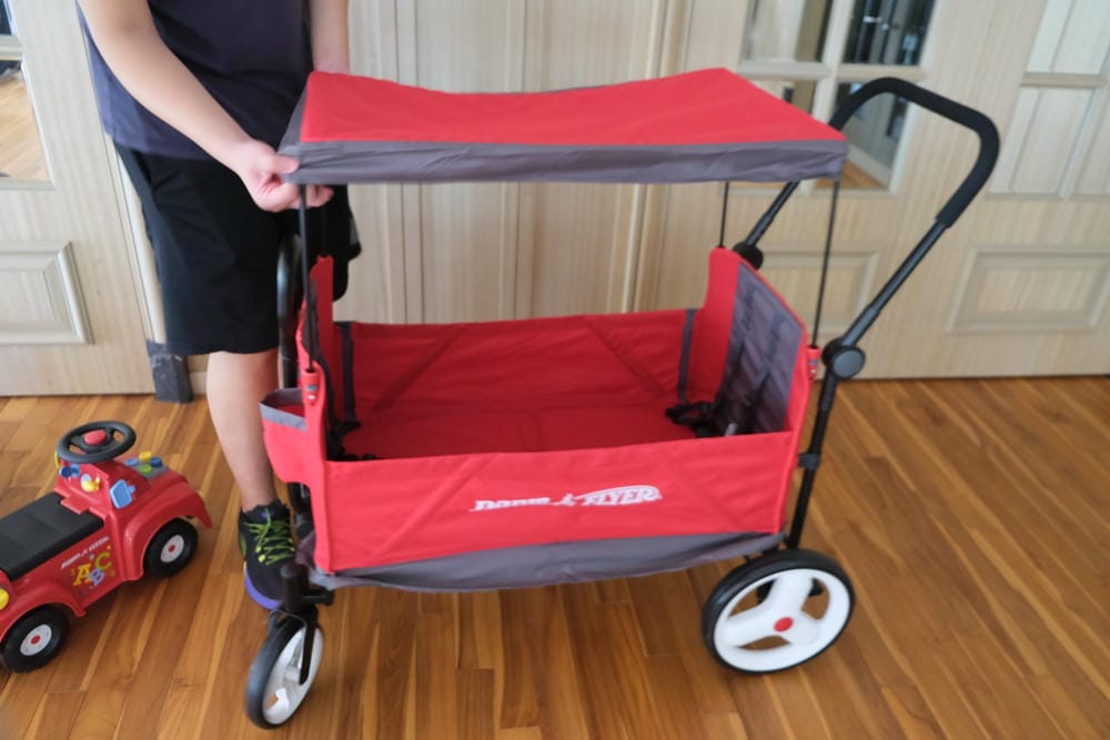 ▎限量團購▎讓男孩們瘋狂的美國B.toys 副牌Wonder Wheels玩具車。Driven系列工程車。Radio Flyer 系列車款