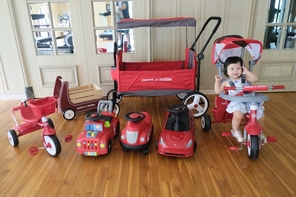 ▎限量團購▎讓男孩們瘋狂的美國B.toys 副牌Wonder Wheels玩具車。Driven系列工程車。Radio Flyer 系列車款