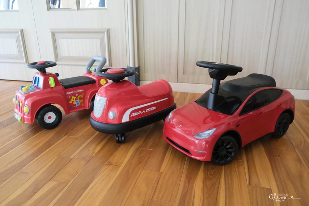 ▎限量團購▎讓男孩們瘋狂的美國B.toys 副牌Wonder Wheels玩具車。Driven系列工程車。Radio Flyer 系列車款